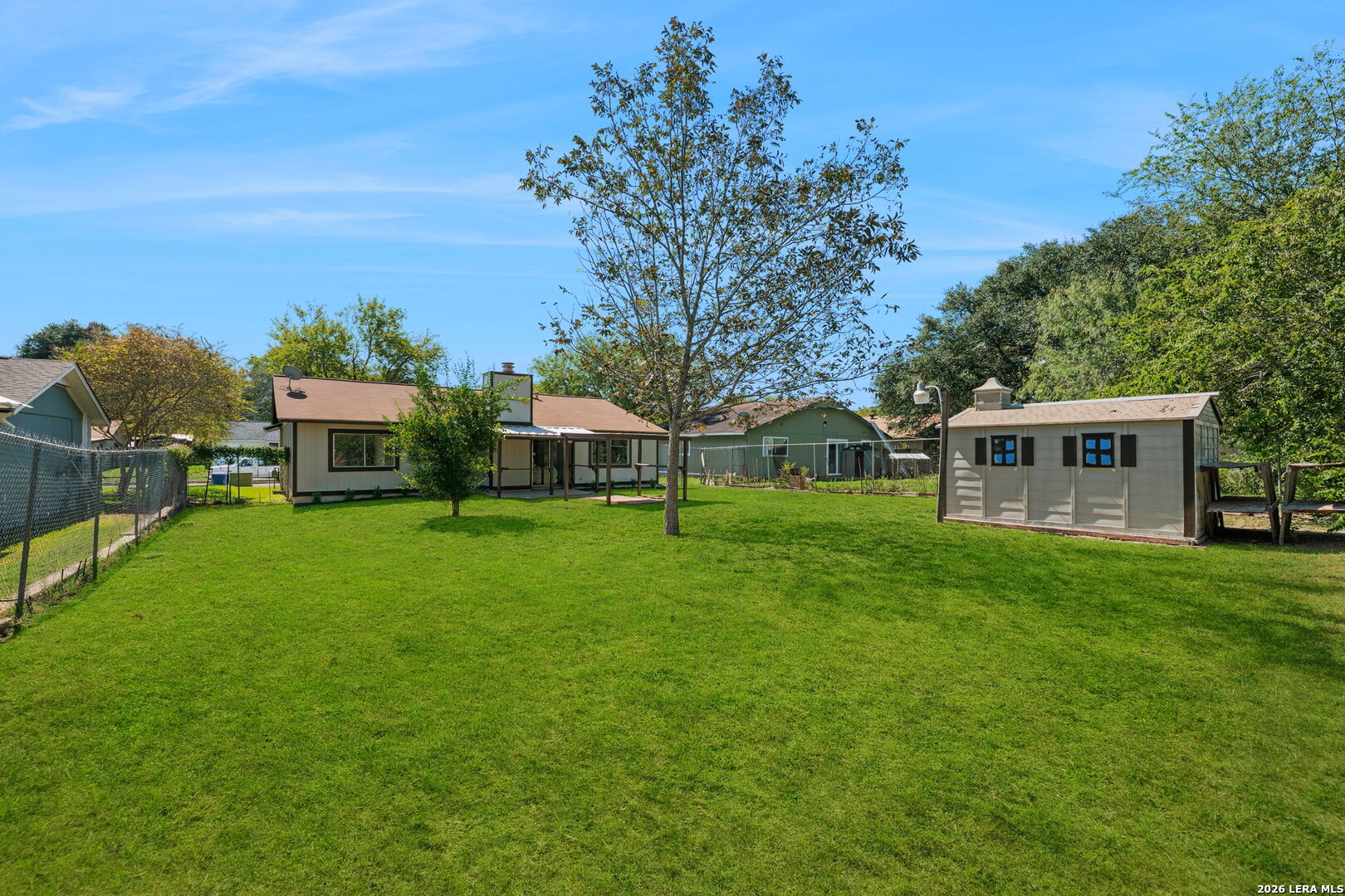 4243 Apple Tree San Antonio TX 78222