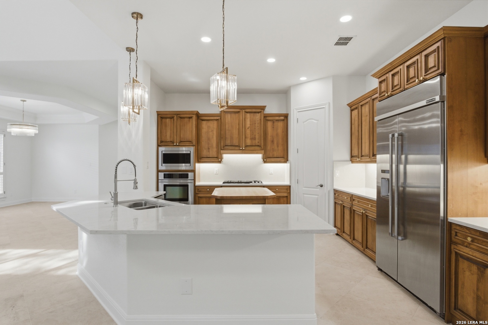 82 Westcourt Lane San Antonio TX 78257