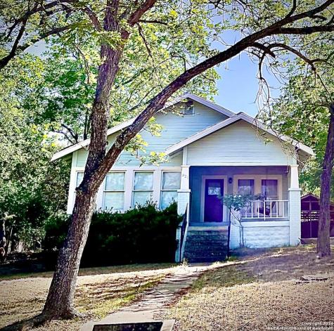 925 Wheless Avenue Kerrville TX 78028