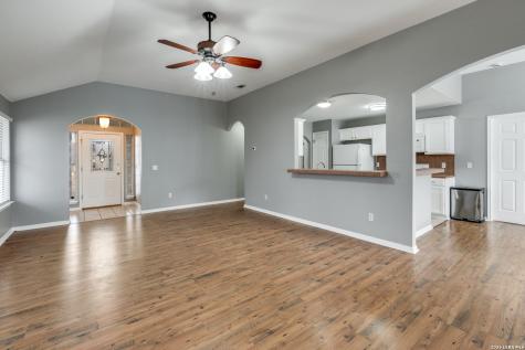 5 Dogwood Wimberley TX 78676