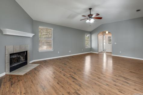 5 Dogwood Wimberley TX 78676