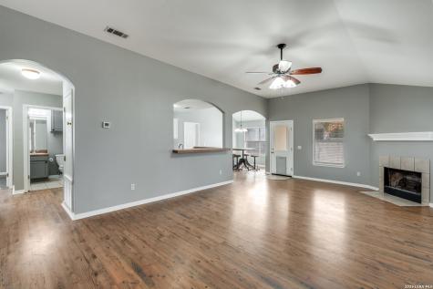 5 Dogwood Wimberley TX 78676