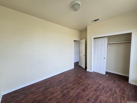 135 Muirfield Lane La Vernia TX 78121