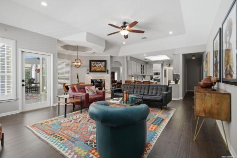 37 Rogers Wood San Antonio TX 78248