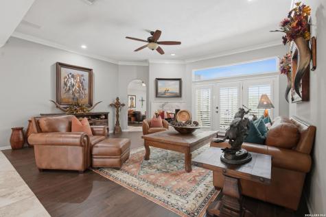 37 Rogers Wood San Antonio TX 78248