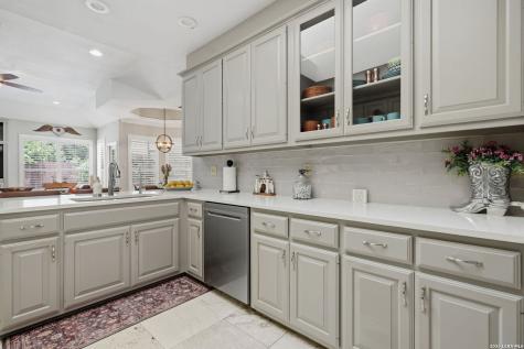 37 Rogers Wood San Antonio TX 78248