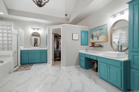 37 Rogers Wood San Antonio TX 78248