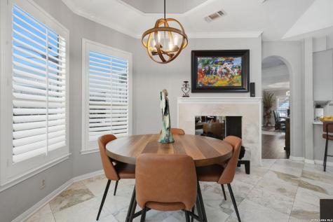 37 Rogers Wood San Antonio TX 78248