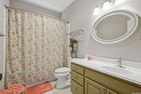 37 Rogers Wood San Antonio TX 78248