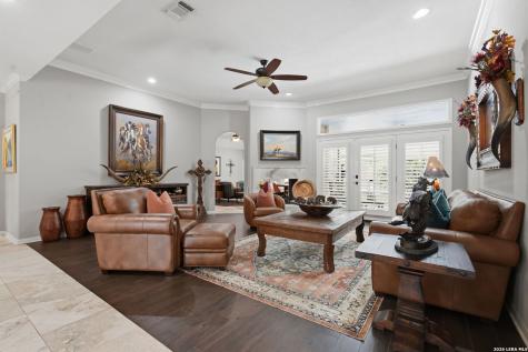 37 Rogers Wood San Antonio TX 78248
