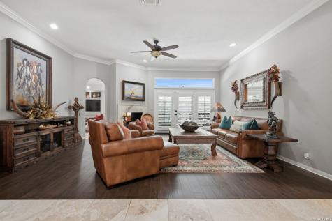 37 Rogers Wood San Antonio TX 78248