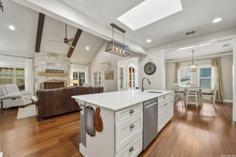 618 Angelica Vista Canyon Lake TX 78133