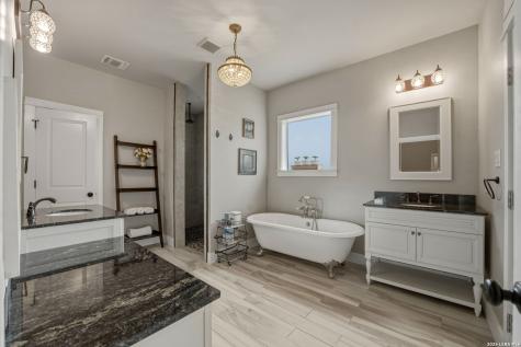 618 Angelica Vista Canyon Lake TX 78133