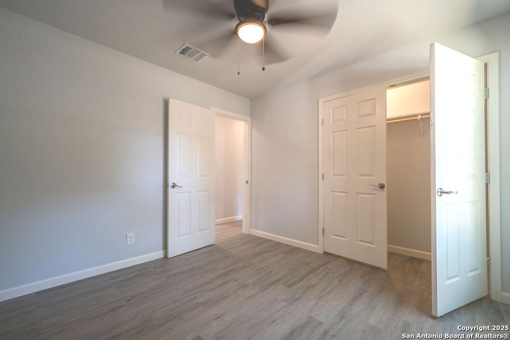 8434 Glen Shadow San Antonio TX 78239