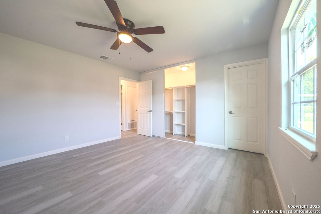 8434 Glen Shadow San Antonio TX 78239