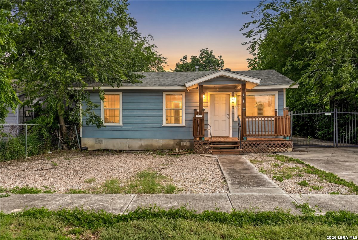 423 Princeton Avenue San Antonio TX 78201