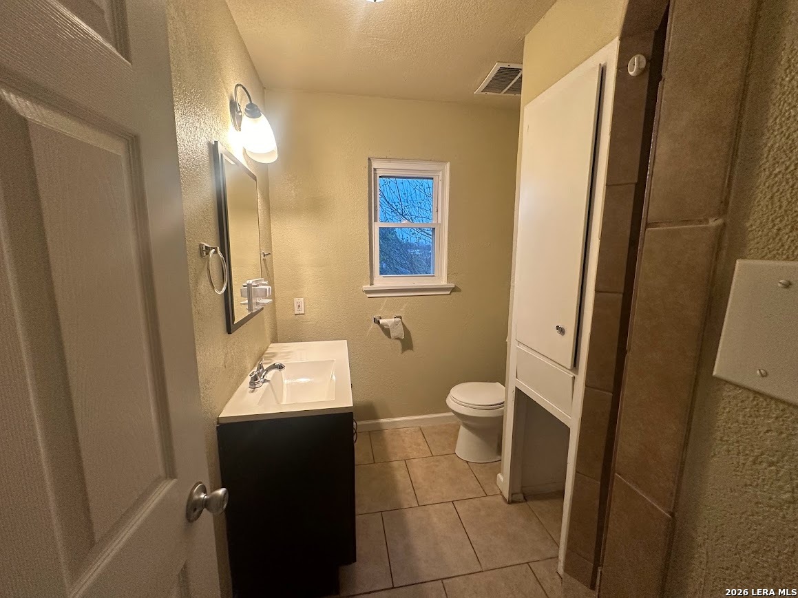 4402 Lakewood Drive San Antonio TX 78220