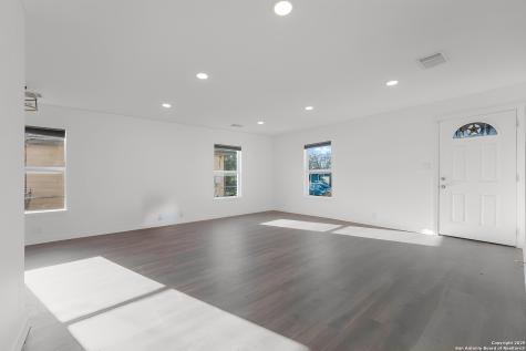 726 Gabriel San Antonio TX 78202