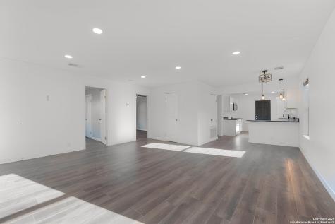 726 Gabriel San Antonio TX 78202