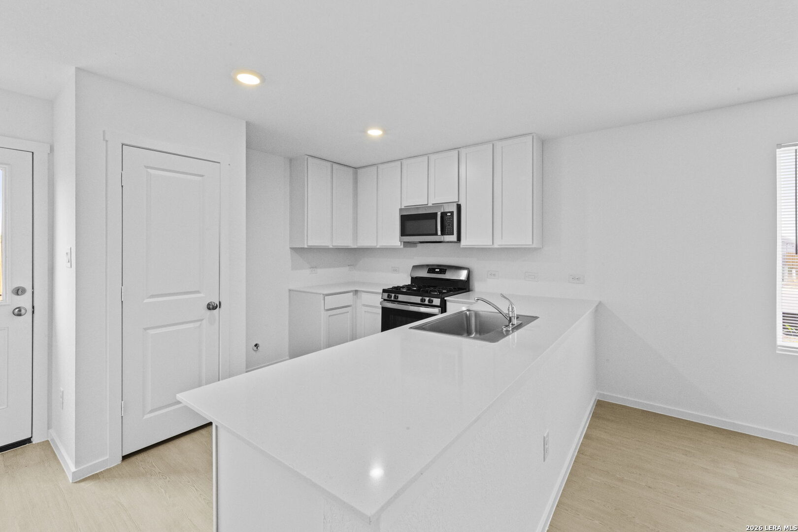 13051 Lake Fryer San Antonio TX 78152