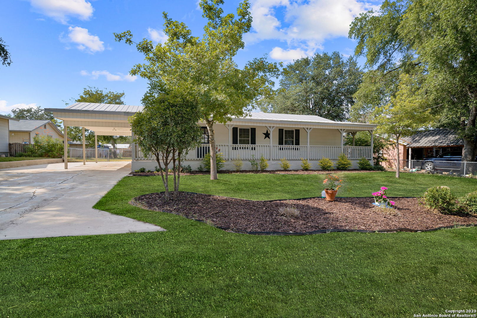 1209 Berlin Street Castroville TX 78009