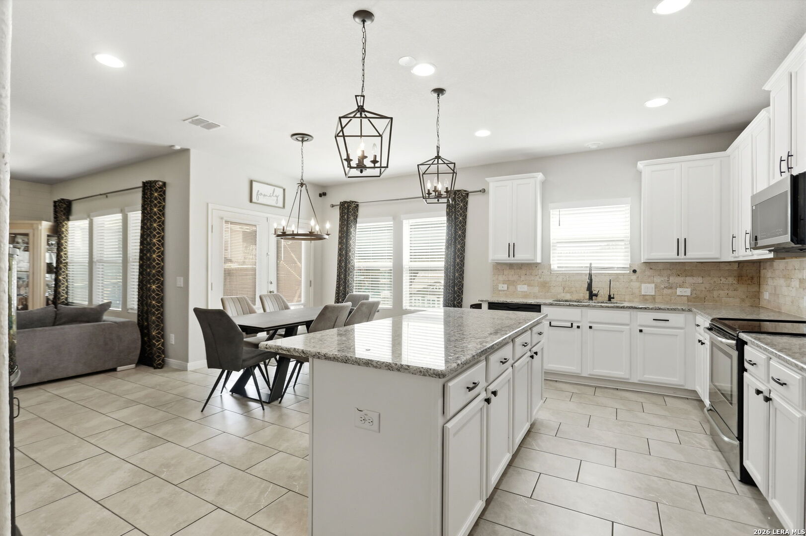 529 Saddle Glen Cibolo TX 78108
