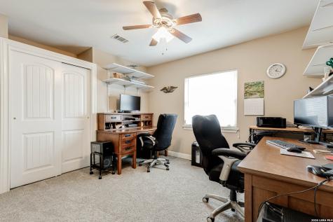 10435 Rock Cove Lane Converse TX 78109