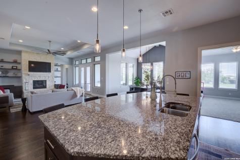 5716 High Forest New Braunfels TX 78132