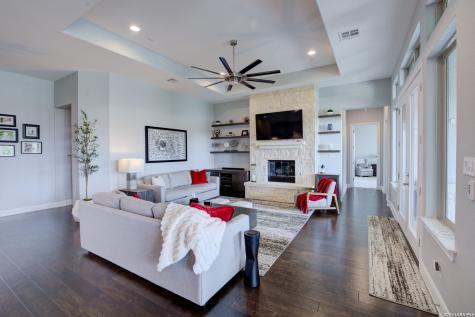 5716 High Forest New Braunfels TX 78132