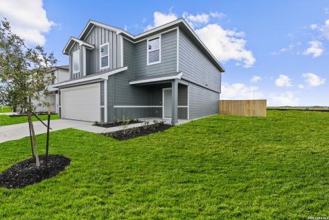 1027 Gladys Run Seguin TX 78155
