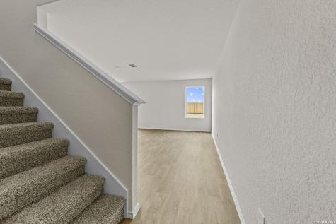 1027 Gladys Run Seguin TX 78155