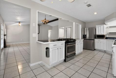 9150 Park Trail San Antonio TX 78250