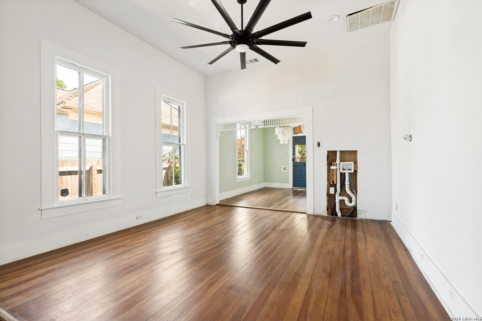 325 Cedar Street San Antonio TX 78210