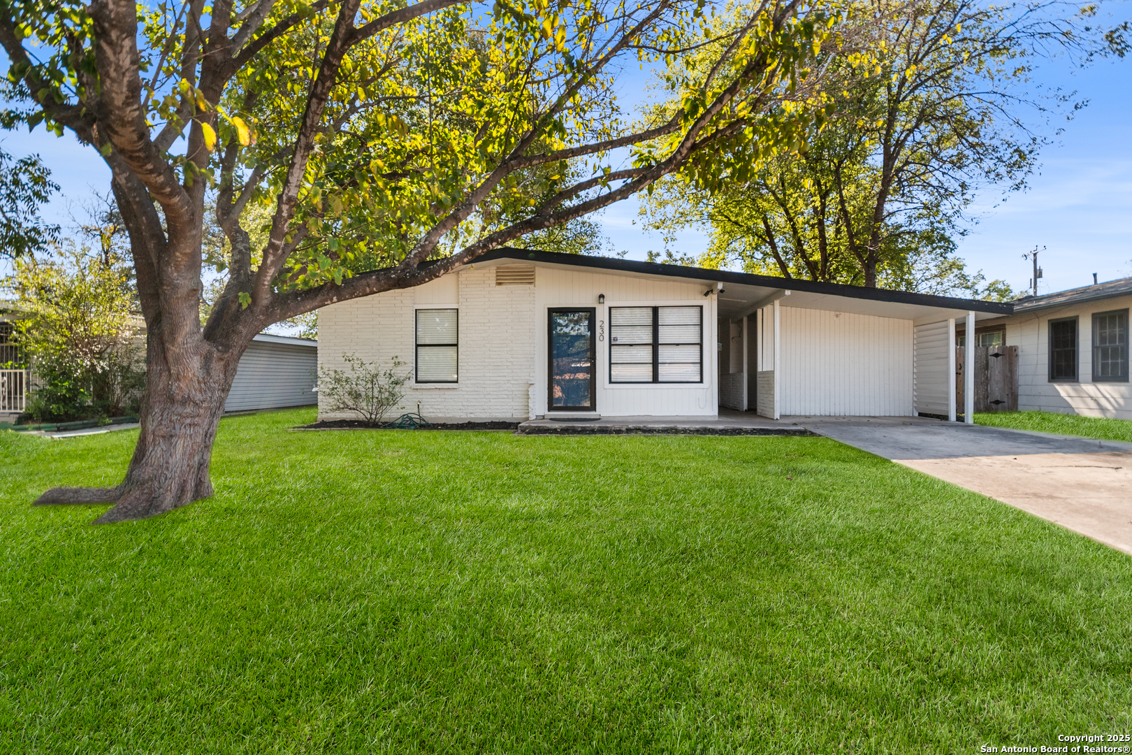 230 Dresden San Antonio TX 78213