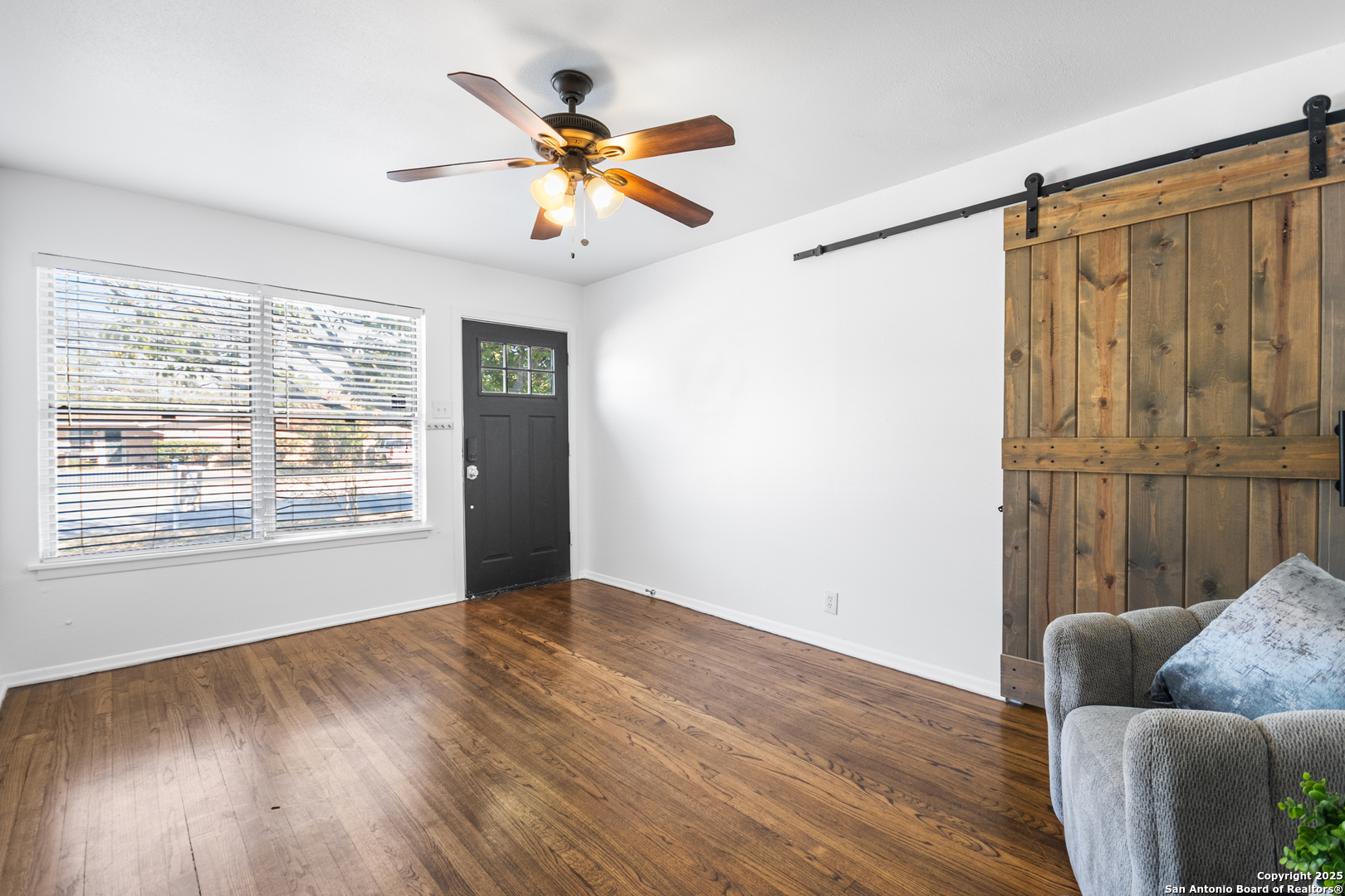 230 Dresden San Antonio TX 78213
