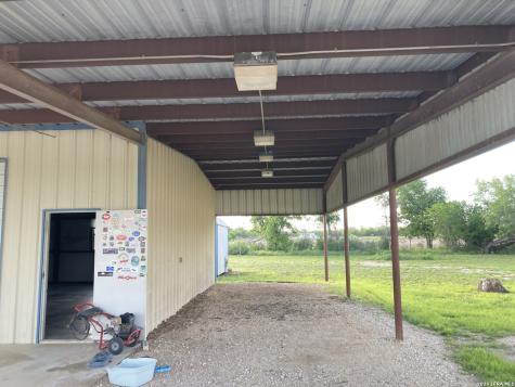 3707 Fm 2676 Hondo TX 78861