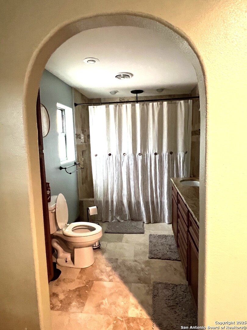630 Indian Mound Tarpley TX 78883