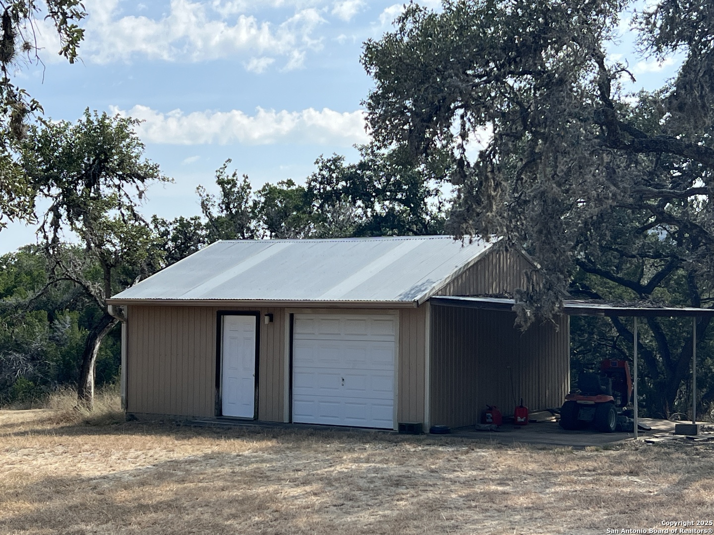 630 Indian Mound Tarpley TX 78883