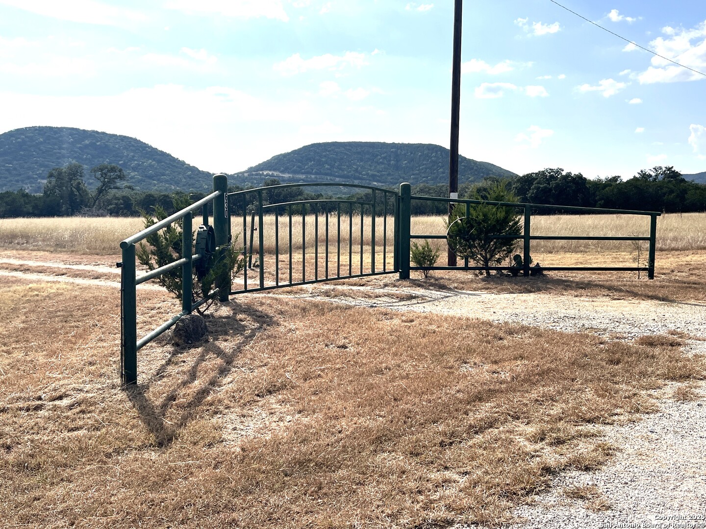 630 Indian Mound Tarpley TX 78883
