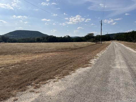 630 Indian Mound Tarpley TX 78883