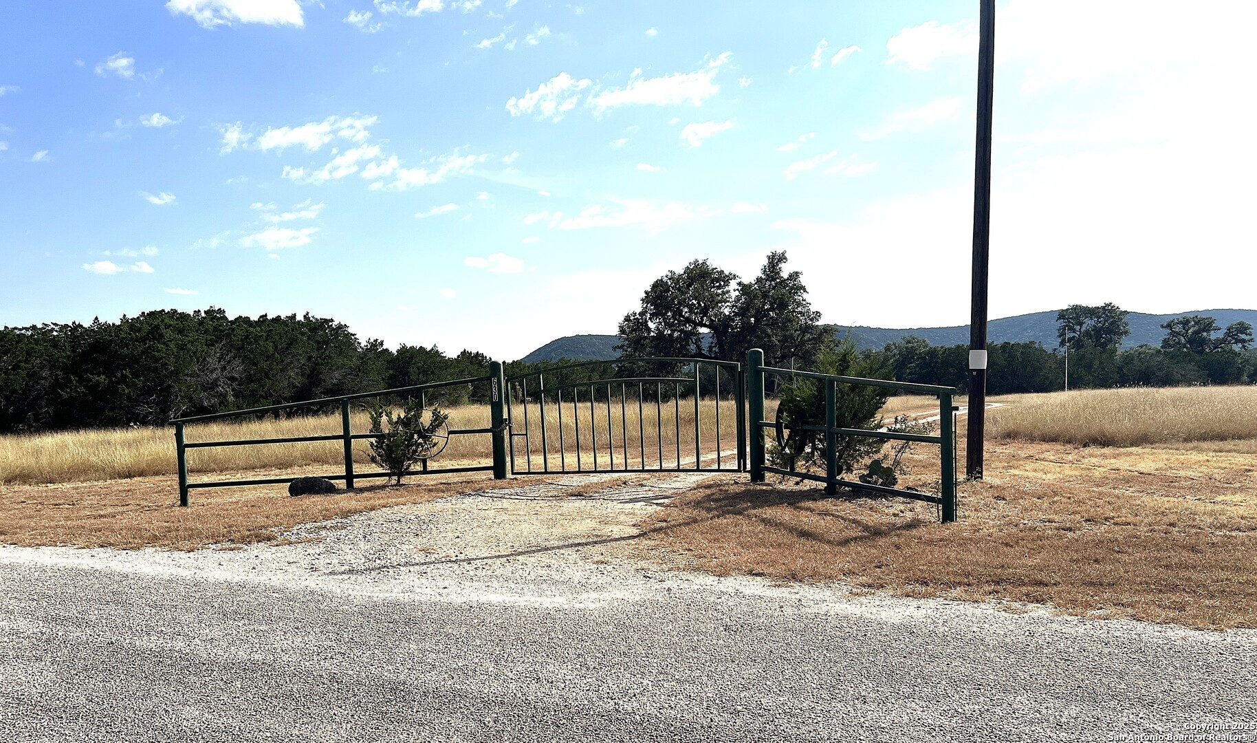 630 Indian Mound Tarpley TX 78883