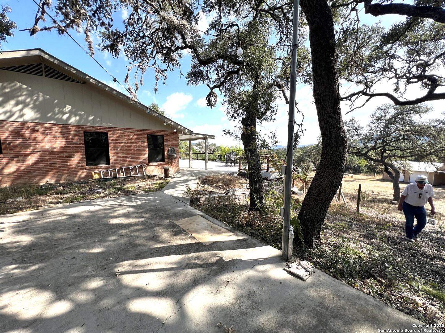 630 Indian Mound Tarpley TX 78883