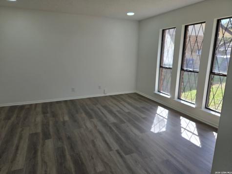 13406 Lobelia San Antonio TX 78232
