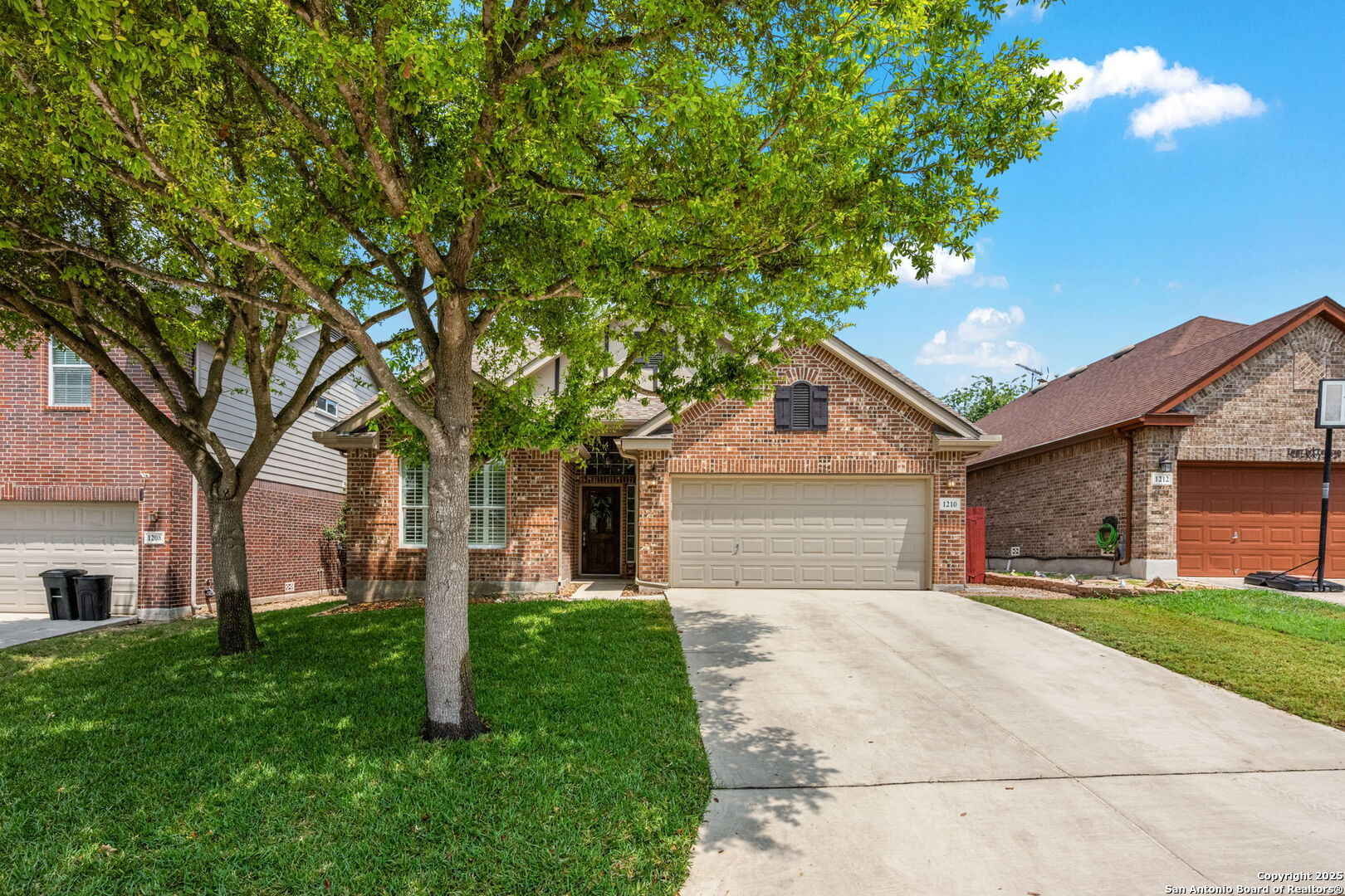 1210 Magellan Windcrest TX 78239