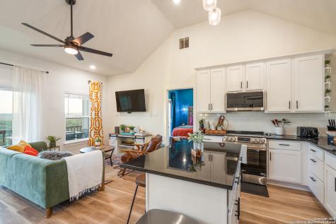 460 Stenen Drive Canyon Lake TX 78133