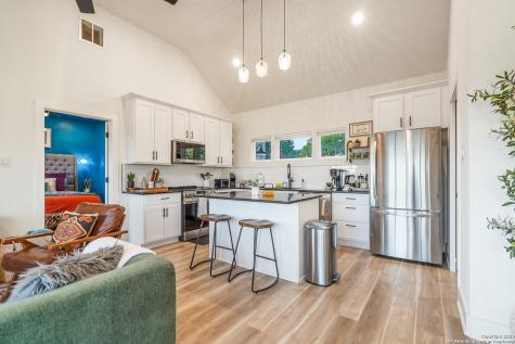 460 Stenen Drive Canyon Lake TX 78133
