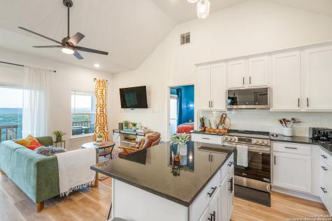 460 Stenen Drive Canyon Lake TX 78133