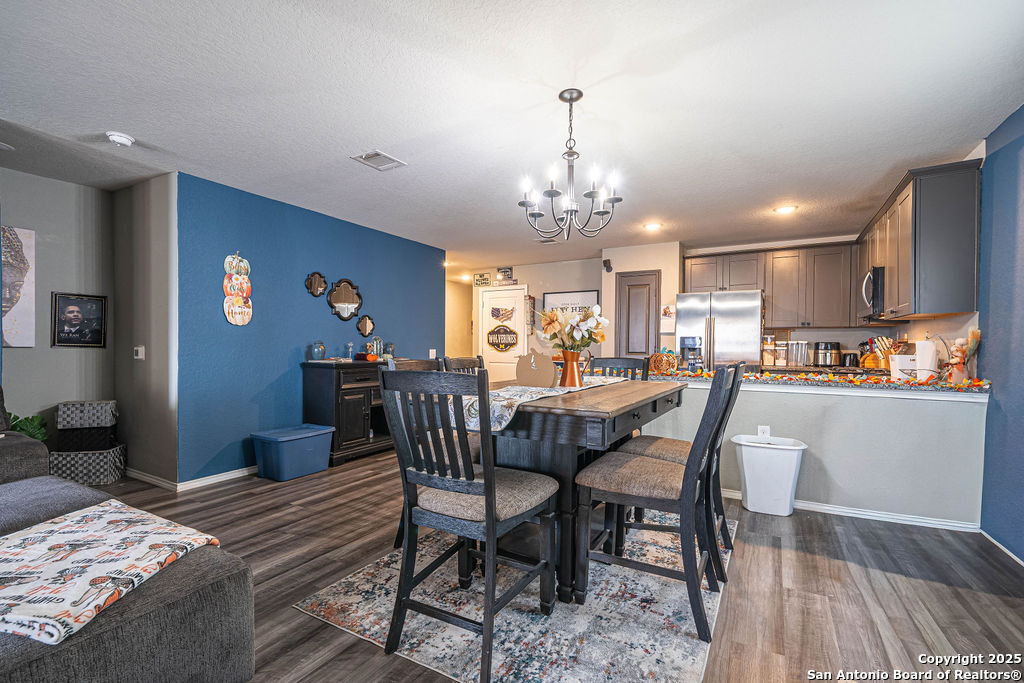 5906 Larkspur Valley San Antonio TX 78218