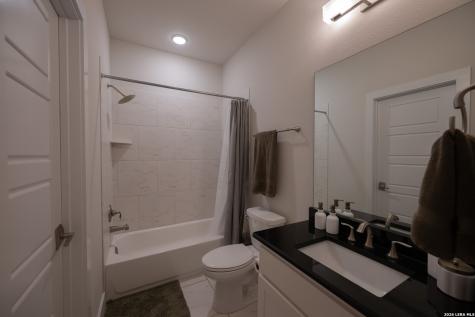 4016 Luz Del Faro San Antonio TX 78261