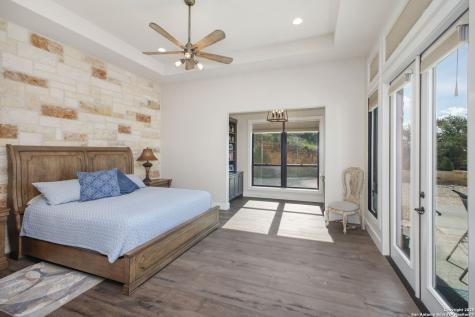 1023 Comanche Ridge New Braunfels TX 78132